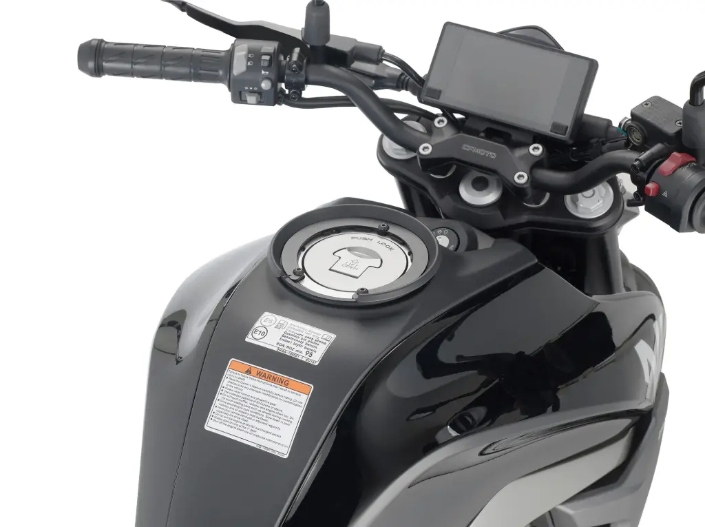 Adaptador P/ Bolsos Tanklock Cfmoto 300 Nk (21-22) 650 Nk (21-22)